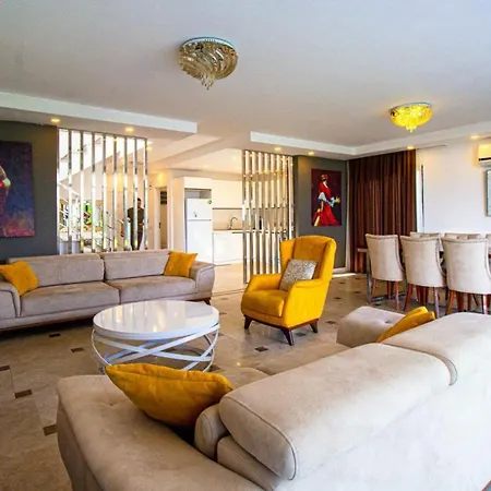 Deluxe Villa *